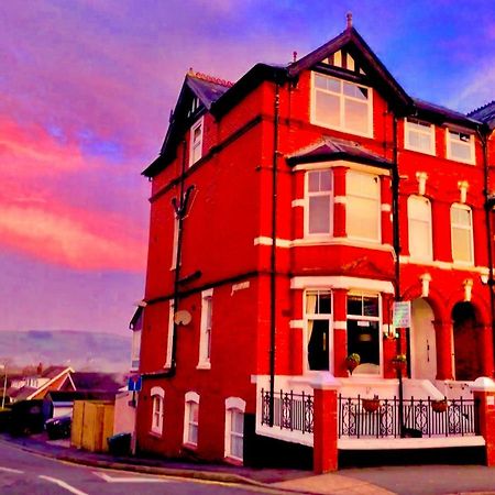 Greylands Guest House Llandrindod Wells Exterior photo